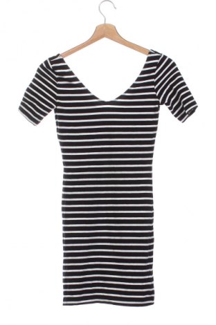 Šaty  H&M Divided, Velikost XS, Barva Černá, Cena  49,00 Kč