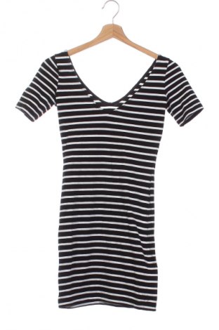 Šaty  H&M Divided, Velikost XS, Barva Černá, Cena  49,00 Kč