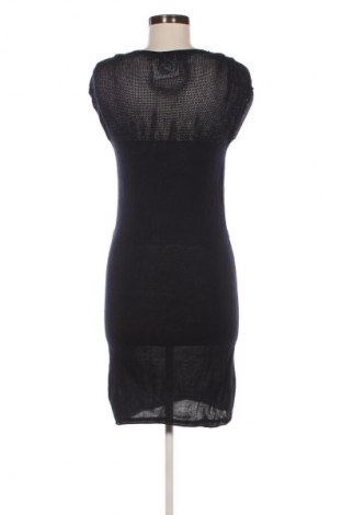 Sukienka Le Temps Des Cerises, Rozmiar M, Kolor Niebieski, Cena 45,99 zł