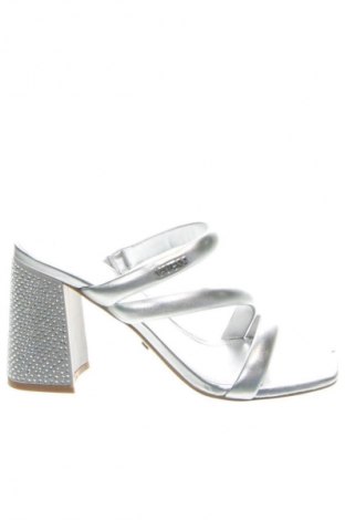 Γυναικείες παντόφλες Guess, Μέγεθος 40, Χρώμα Ασημί, Τιμή 38,99 €