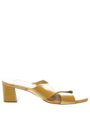 Γυναικείες παντόφλες Violeta by Mango, Μέγεθος 41, Χρώμα Κίτρινο, Τιμή 17,99 €