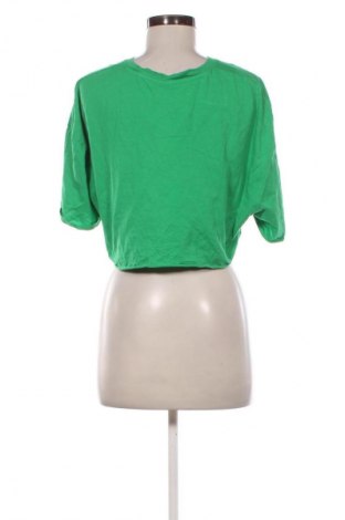 Dámská halenka Bershka, Velikost L, Barva Zelená, Cena  249,00 Kč