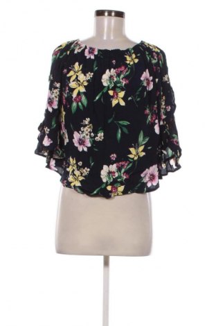 Dámská halenka Bershka, Velikost S, Barva Vícebarevné, Cena  149,00 Kč