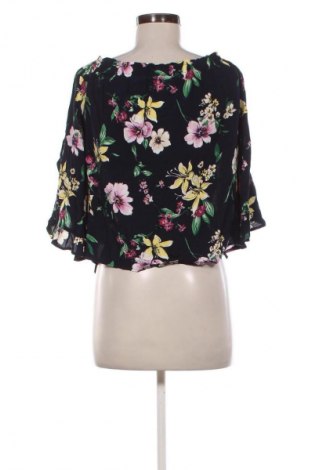 Dámská halenka Bershka, Velikost S, Barva Vícebarevné, Cena  149,00 Kč