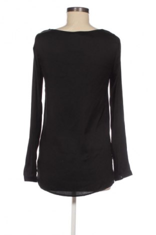 Dámská halenka Vero Moda, Velikost XS, Barva Černá, Cena  49,00 Kč