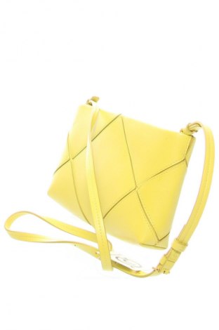 Дамска чанта Oroton, Цвят Жълт, Цена 41,41 €