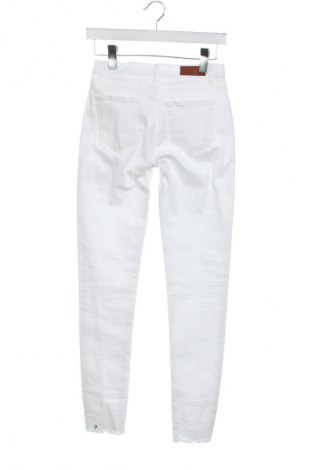 Дамски дънки Brian Dales, Размер XS, Цвят Бял, Цена 10,22 €