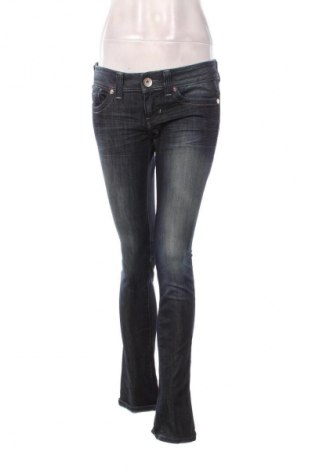 Damskie jeansy Guess, Rozmiar M, Kolor Niebieski, Cena 168,99 zł, #133683821
