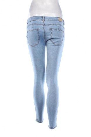 Dámske džínsy  Pull&Bear, Veľkosť M, Farba Modrá, Cena  4,95 €