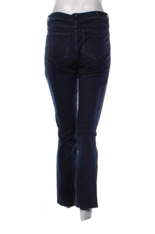 Дамски дънки Wrangler, Размер M, Цвят Син, Цена 18,40 €