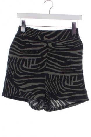 Pantaloni scurți de femei CKS, Mărime XS, Culoare Multicolor, Preț 12,99 Lei