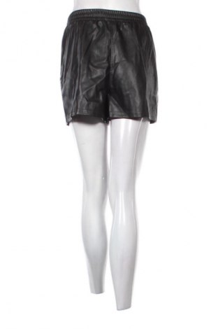 Damen Shorts Clockhouse, Größe S, Farbe Schwarz, Preis € 3,99