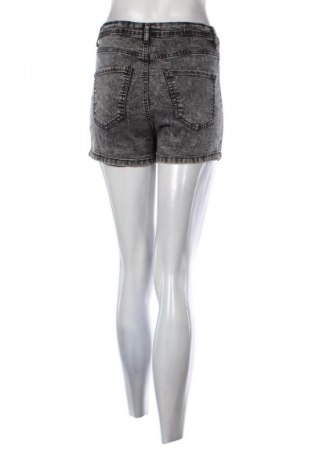 Női rövidnadrág Cropp, Méret M, Szín Fekete, Ár 2 402 Ft