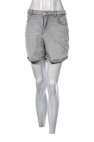 Dámské kraťasy  ONLY, Velikost XL, Barva Šedá, Cena  124,00 Kč