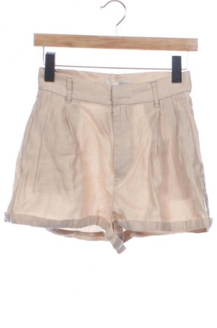 Dámské kraťasy  Pull&Bear, Velikost XS, Barva Krémová, Cena  119,00 Kč