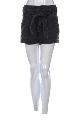 Dámské kraťasy  Vero Moda, Velikost S, Barva Šedá, Cena  109,00 Kč