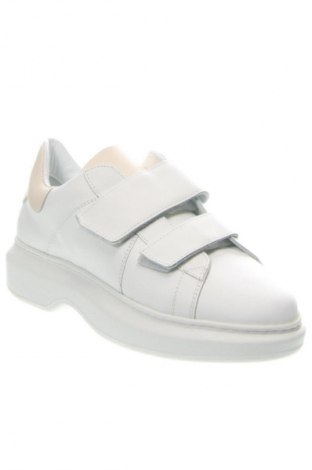 Дамски обувки Copenhagen Studios, Размер 38, Цвят Бял, Цена 51,12 €
