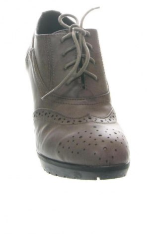 Γυναικεία παπούτσια Francesco Milano, Μέγεθος 39, Χρώμα  Μπέζ, Τιμή 16,99 €