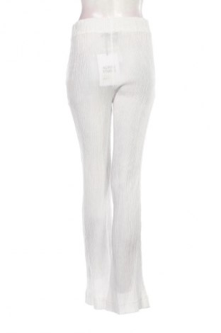Pantaloni de femei Alpha Studio, Mărime S, Culoare Alb, Preț 71,99 Lei
