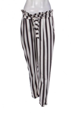 Дамски панталон Pull&Bear, Размер L, Цвят Многоцветен, Цена 2,55 €