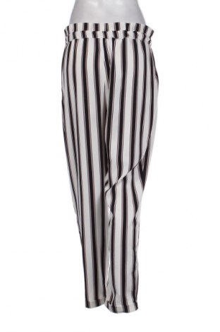 Дамски панталон Pull&Bear, Размер L, Цвят Многоцветен, Цена 2,55 €