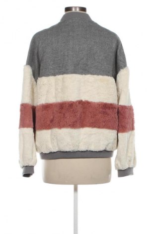 Dámská bunda  Bershka, Velikost L, Barva Vícebarevné, Cena  639,00 Kč