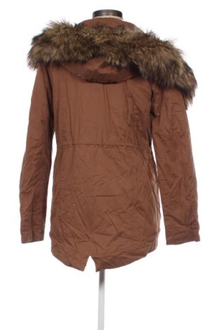 Дамско яке ONLY, Размер M, Цвят Кафяв, Цена 5,62 €