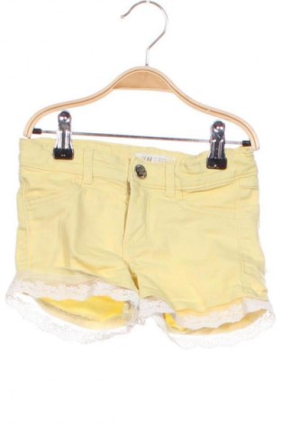 Dziecięce szorty H&M, Rozmiar 3-4y/ 104-110 cm, Kolor Żółty, Cena 16,99 zł