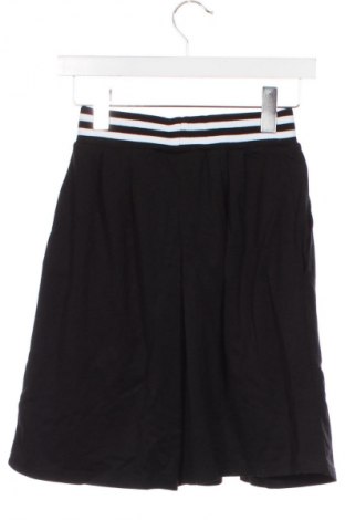 Детски къс панталон Mayoral, Размер 10-11y/ 146-152 см, Цвят Черен, Цена 12,78 €