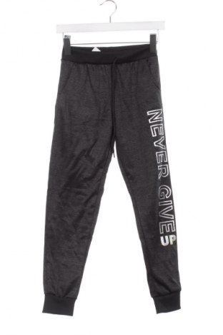 Kinder Shorts Unbranded, Größe 12-18m/ 80-86 cm, Farbe Grau, Preis 4,99 €