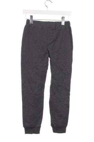 Gyerek sport nadrág Primigi, Méret 9-10y / 140-146 cm, Szín Szürke, Ár 3 649 Ft