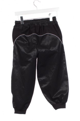 Dziecięce spodnie sportowe Umbro, Rozmiar 13-14y/ 164-168 cm, Kolor Czarny, Cena 89,71 zł