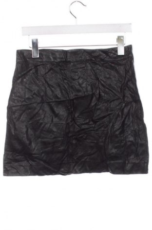 Кожена пола Vicolo, Размер M, Цвят Черен, Цена 2,04 €