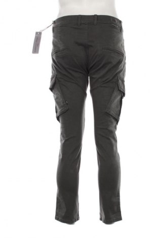 Pantaloni de bărbați Daniele Alessandrini, Mărime L, Culoare Verde, Preț 79,99 Lei
