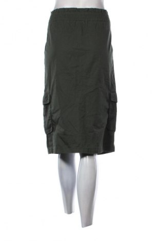 Пола Beloved, Размер L, Цвят Зелен, Цена 3,57 €