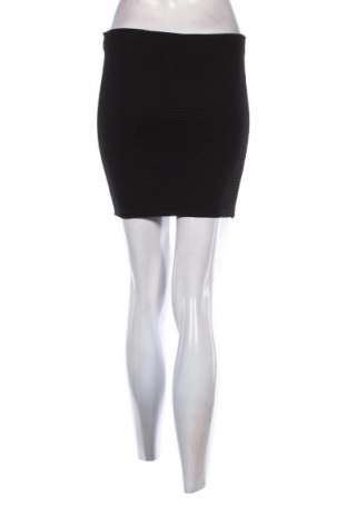 Sukňa Bershka, Veľkosť S, Farba Čierna, Cena  1,95 €