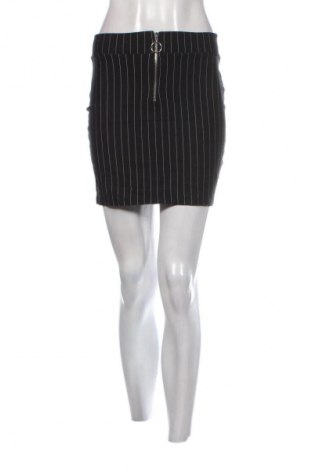 Sukně Bershka, Velikost M, Barva Vícebarevné, Cena  259,00 Kč