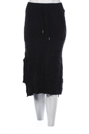 Sukňa Bershka, Veľkosť M, Farba Čierna, Cena  1,95 €