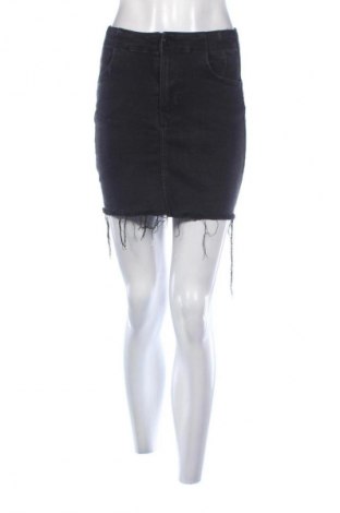 Sukně Bershka, Velikost S, Barva Černá, Cena  199,00 Kč