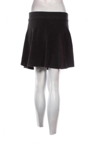 Пола C&A, Размер S, Цвят Черен, Цена 2,04 €