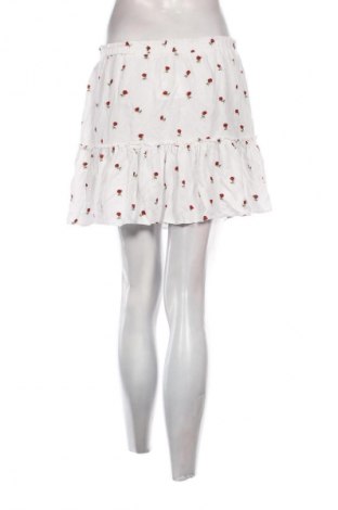 Пола Cropp, Размер XL, Цвят Бял, Цена 4,60 €