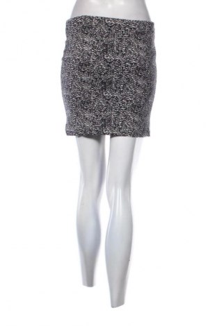 Пола H&M, Размер M, Цвят Многоцветен, Цена 2,55 €