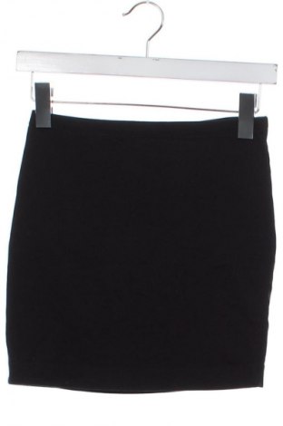 Sukně H&M, Velikost XS, Barva Černá, Cena  189,00 Kč