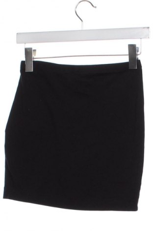 Sukně H&M, Velikost XS, Barva Černá, Cena  189,00 Kč