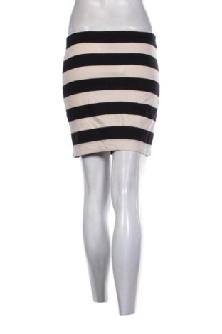 Sukně H&M, Velikost S, Barva Vícebarevné, Cena  69,00 Kč