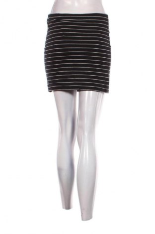 Sukně H&M, Velikost S, Barva Vícebarevné, Cena  59,00 Kč