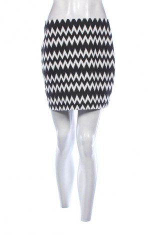 Sukně H&M, Velikost M, Barva Vícebarevné, Cena  49,00 Kč