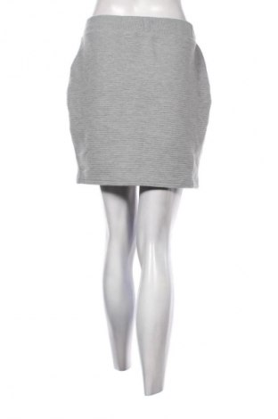 Sukňa Ichi, Veľkosť L, Farba Sivá, Cena  1,95 €