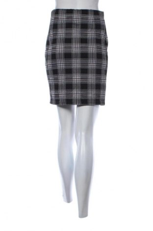 Rock Janina, Größe M, Farbe Mehrfarbig, Preis 1,99 €