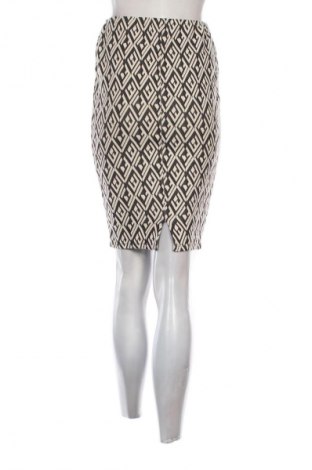 Sukně Pull&Bear, Velikost M, Barva Vícebarevné, Cena  79,00 Kč